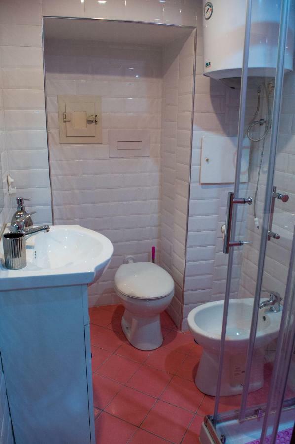 Rostory Apartment Наполи Екстериор снимка